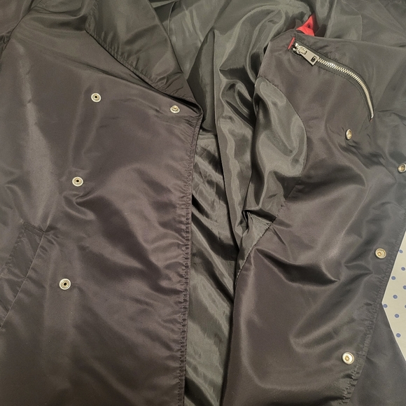 SIMONS Le31 Fashion Nylon Trench Coat with Side Zippers & Elastic Cuff - Picture 4 of 8